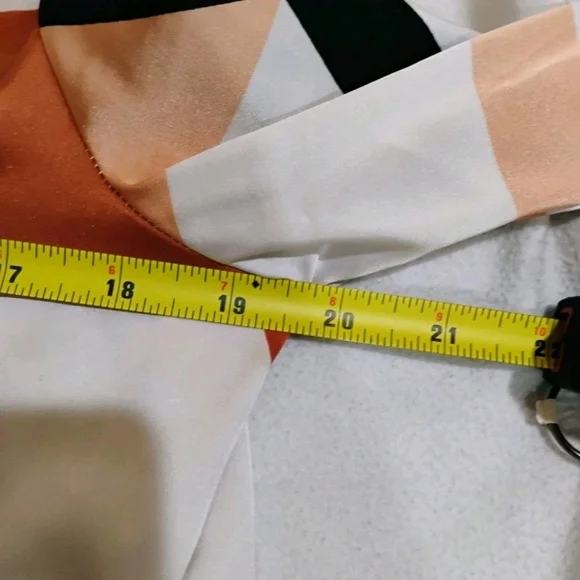 White Mark Geometric Pajama Set - Black, White, Orange - Picture 11 of 14